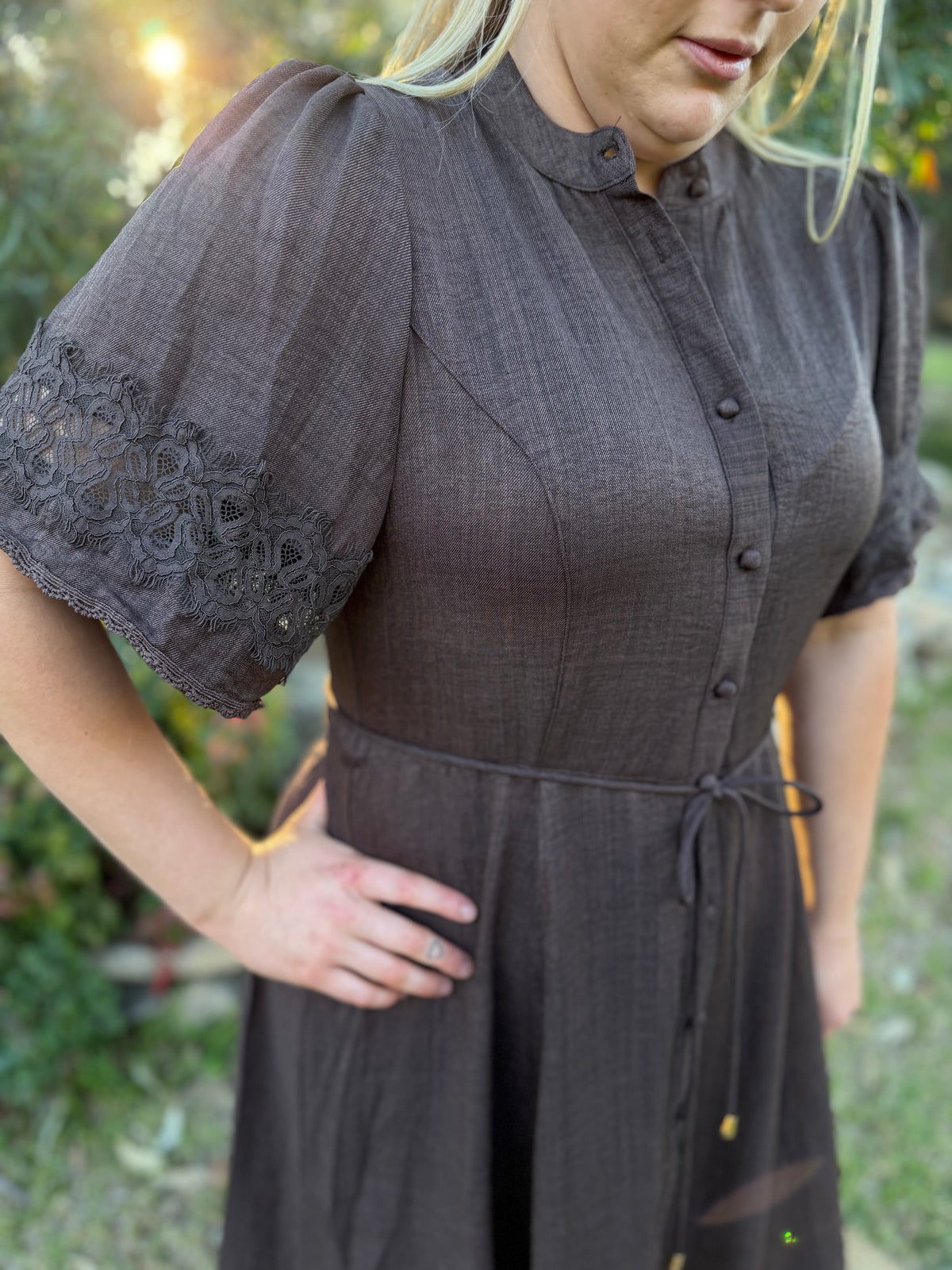 Meadow Lace Midi Dress chocolate