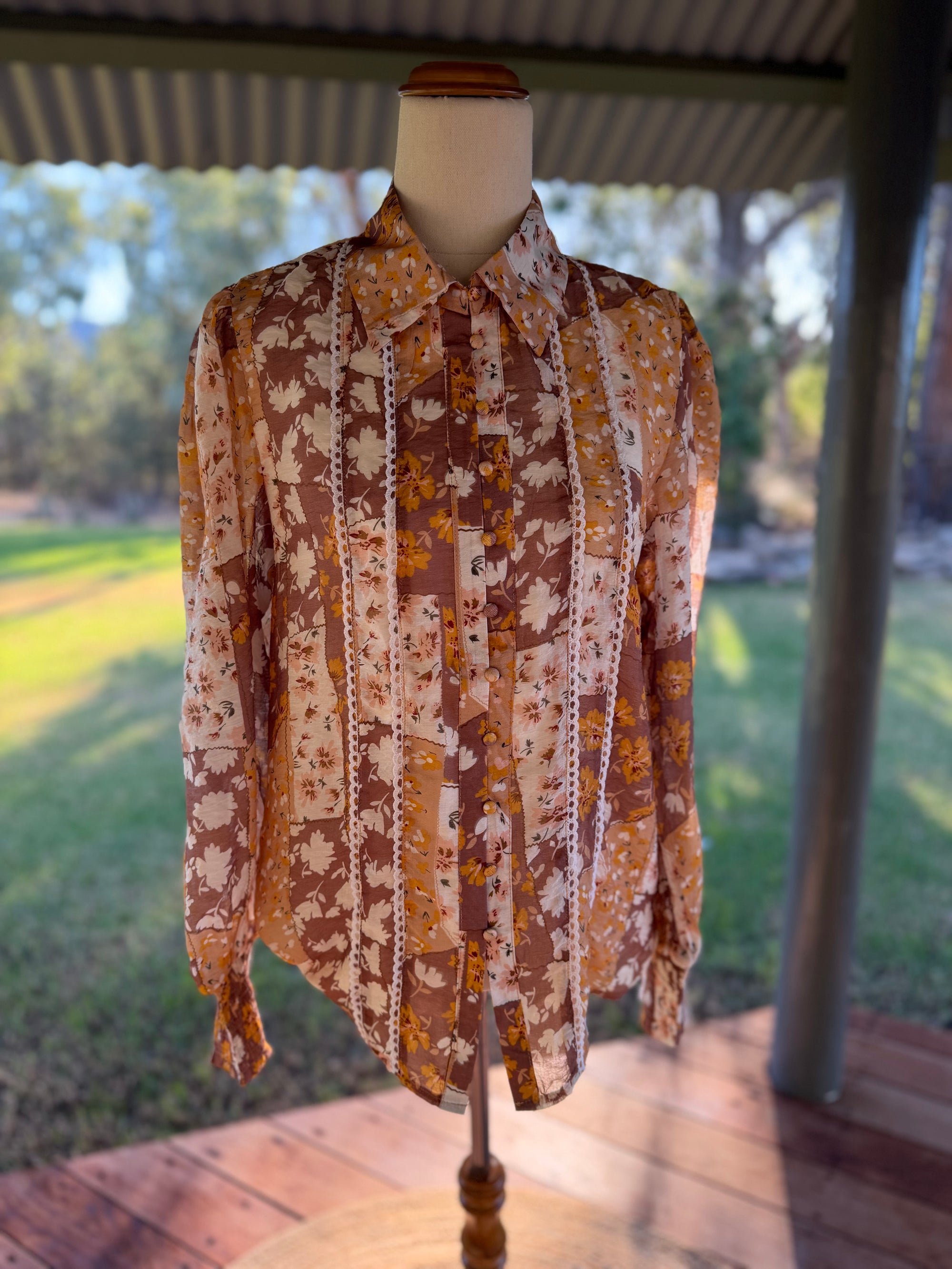 Floral Top -earth