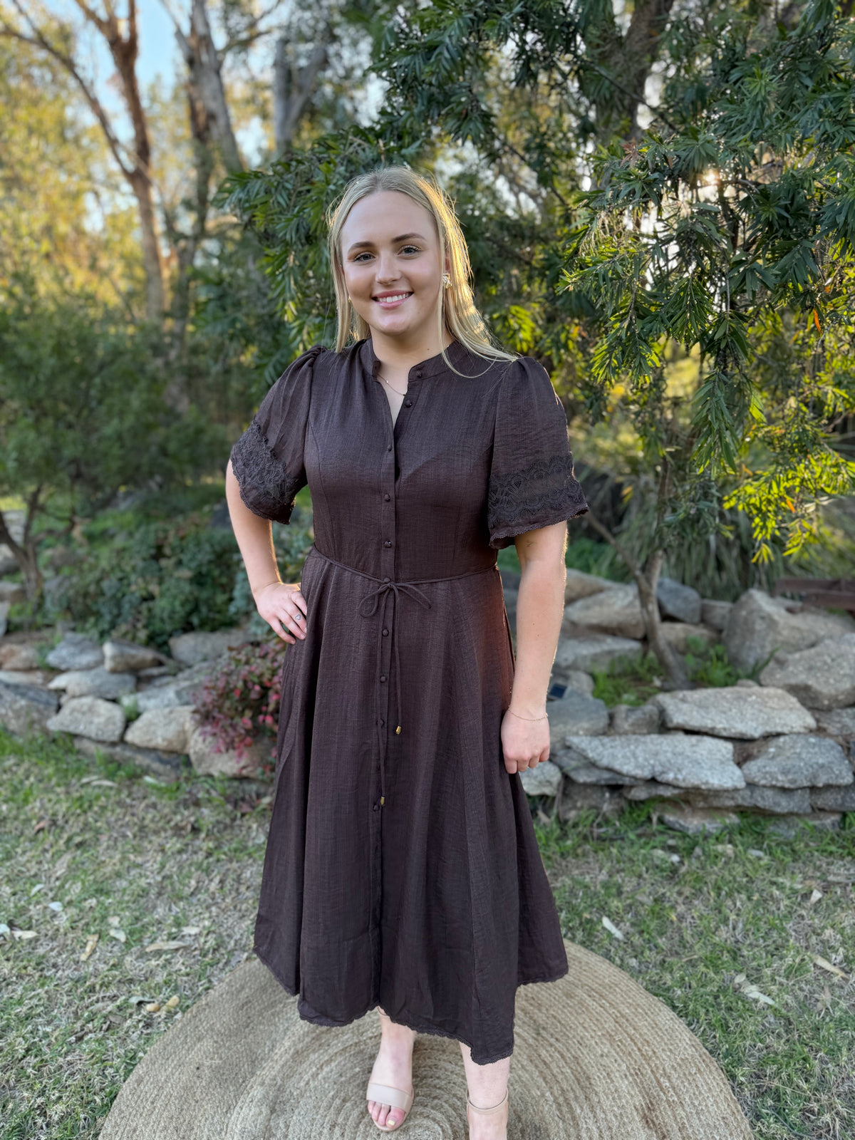Meadow Lace Midi Dress chocolate