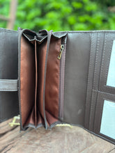 Cowhide - New York - Chocolate - Wallet