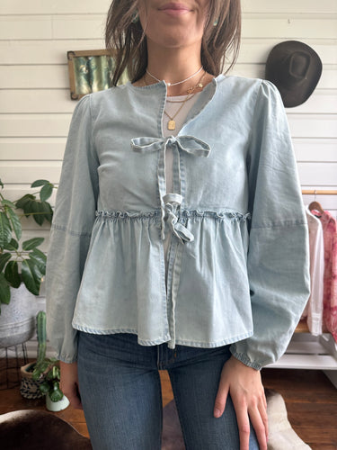 Vintage Tie-Front Denim Top light