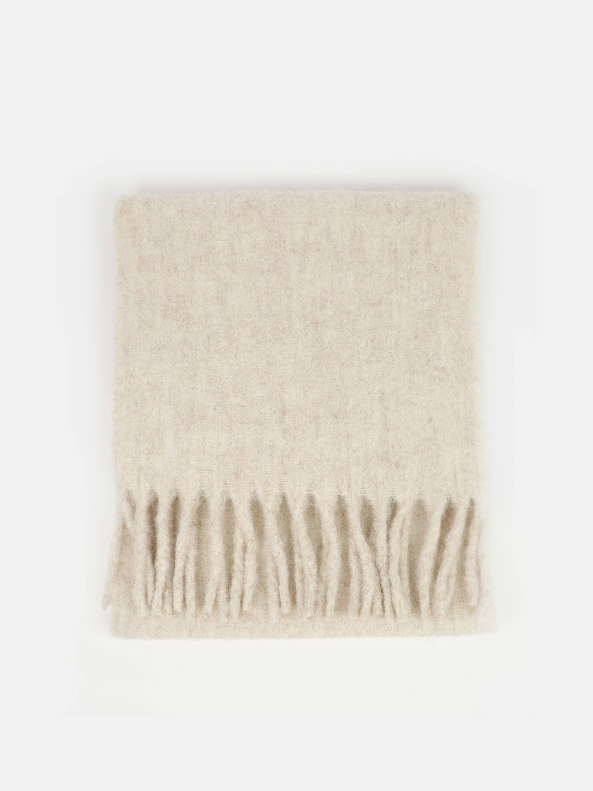Hampton Oatmeal Fluffy Scarf