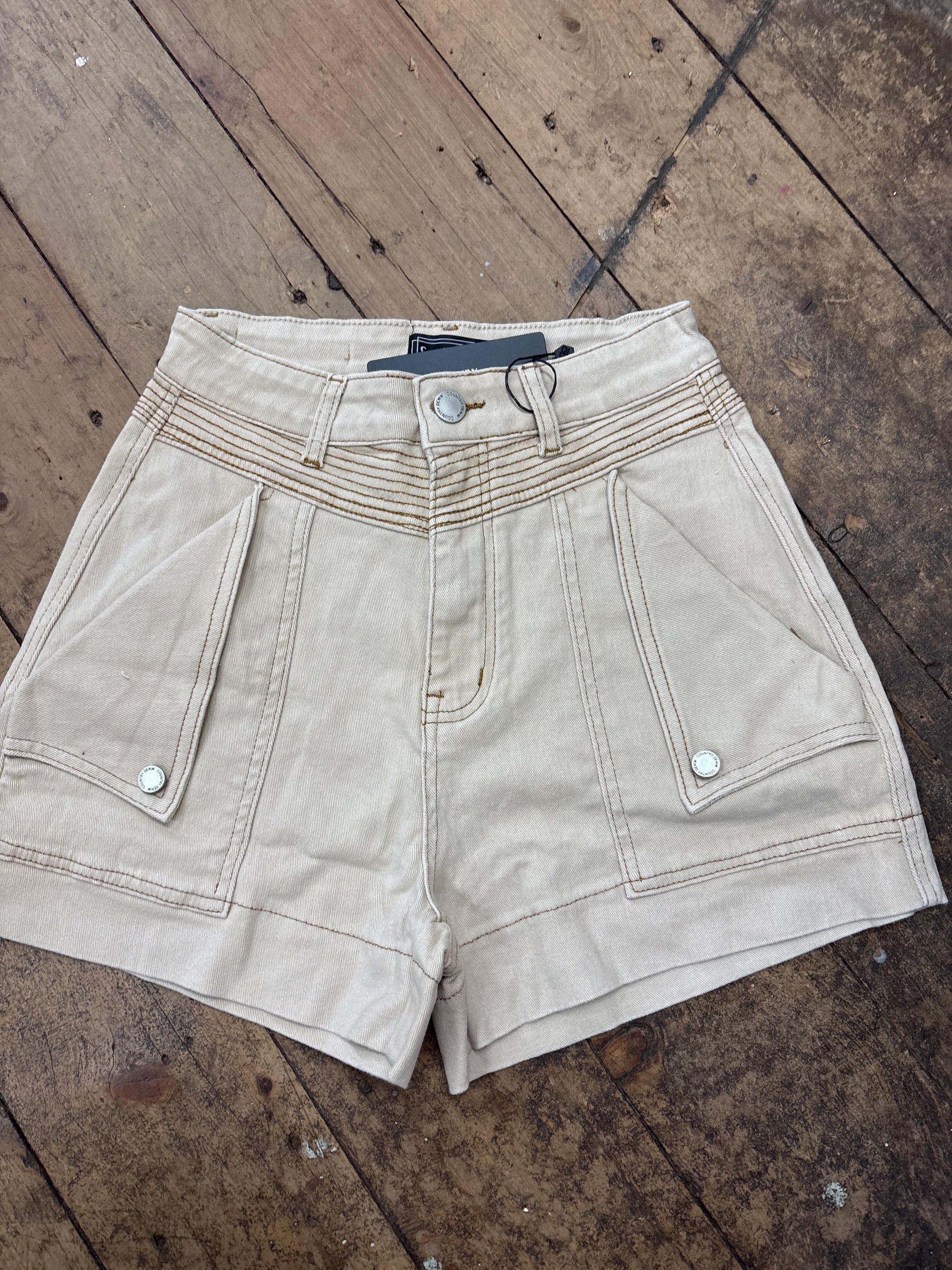 Denim Shorts ~ Fold pockets ~ Tan light