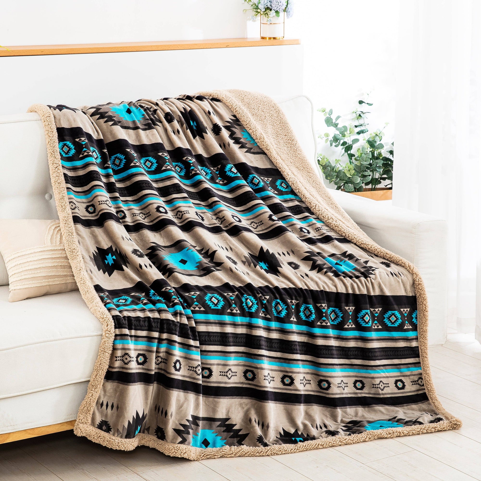 Sedona Sky Plush Throw Blanket: Brown
