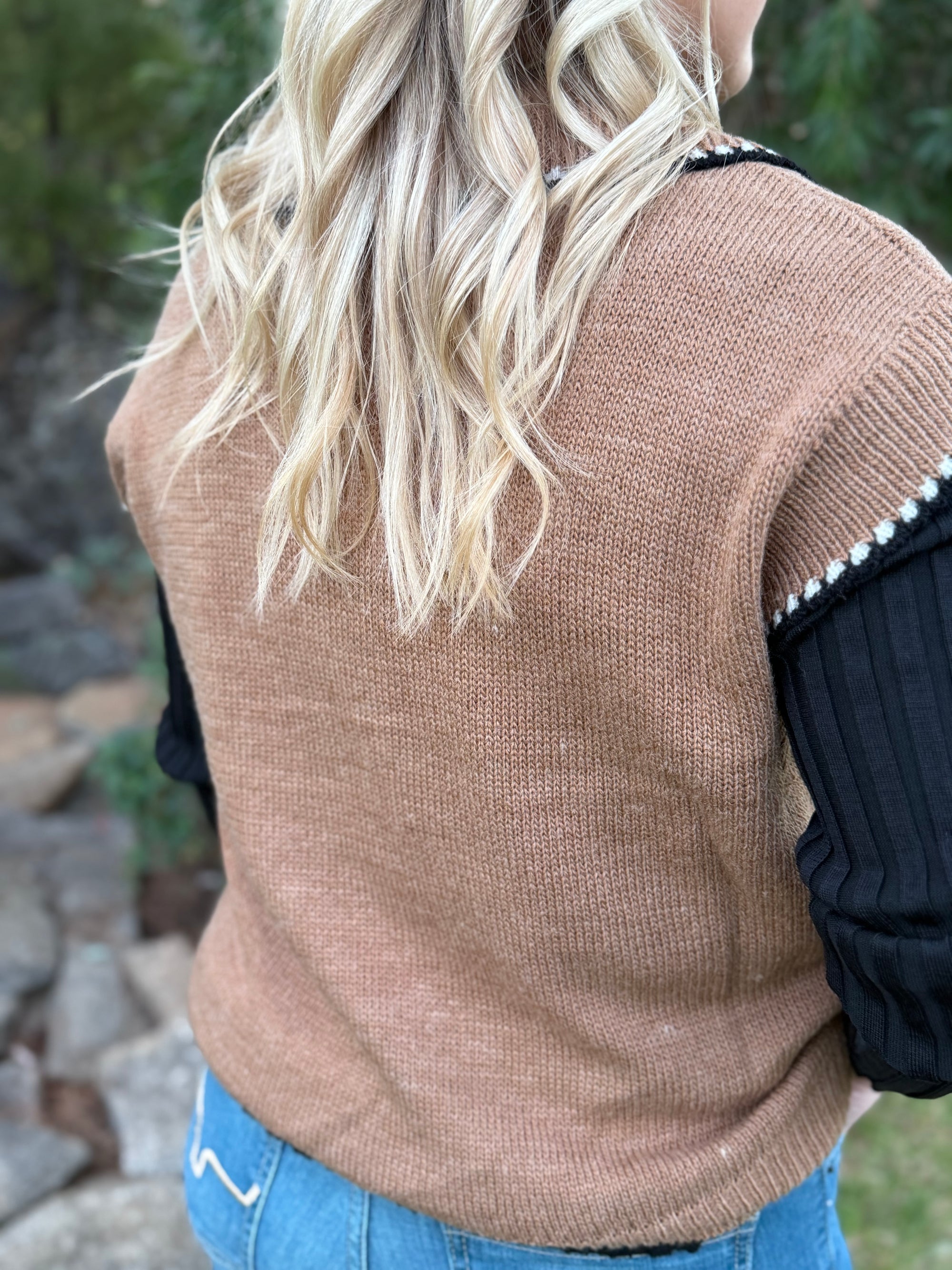 Pearl Trim Knit Vest- Tan