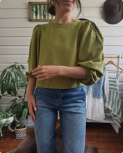 Linen Blend Bubble Sleeve - olive