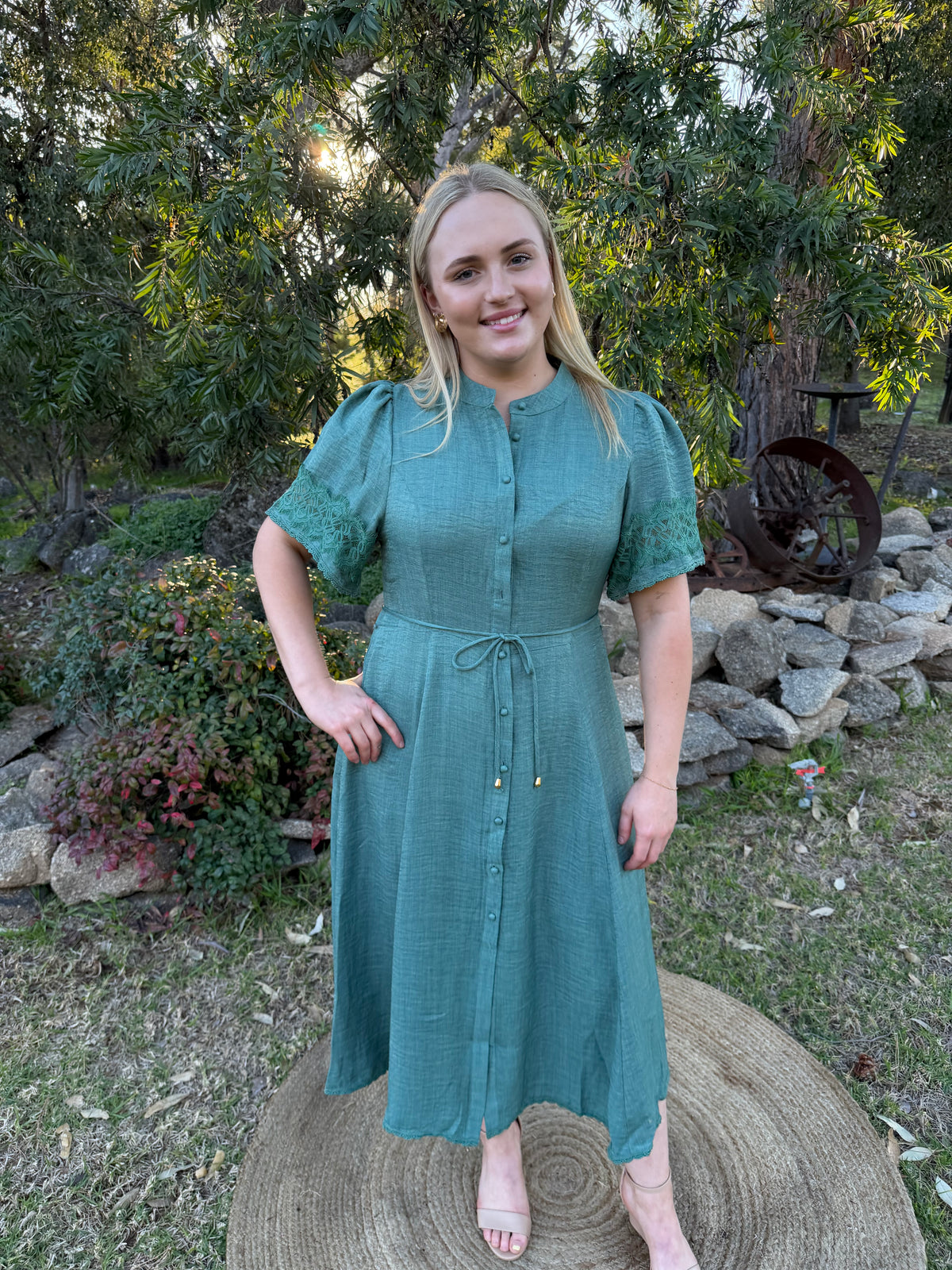 Meadow Lace Midi Dress Green