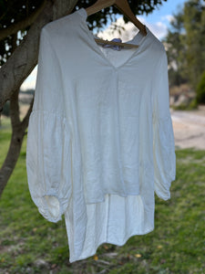 Linen white top