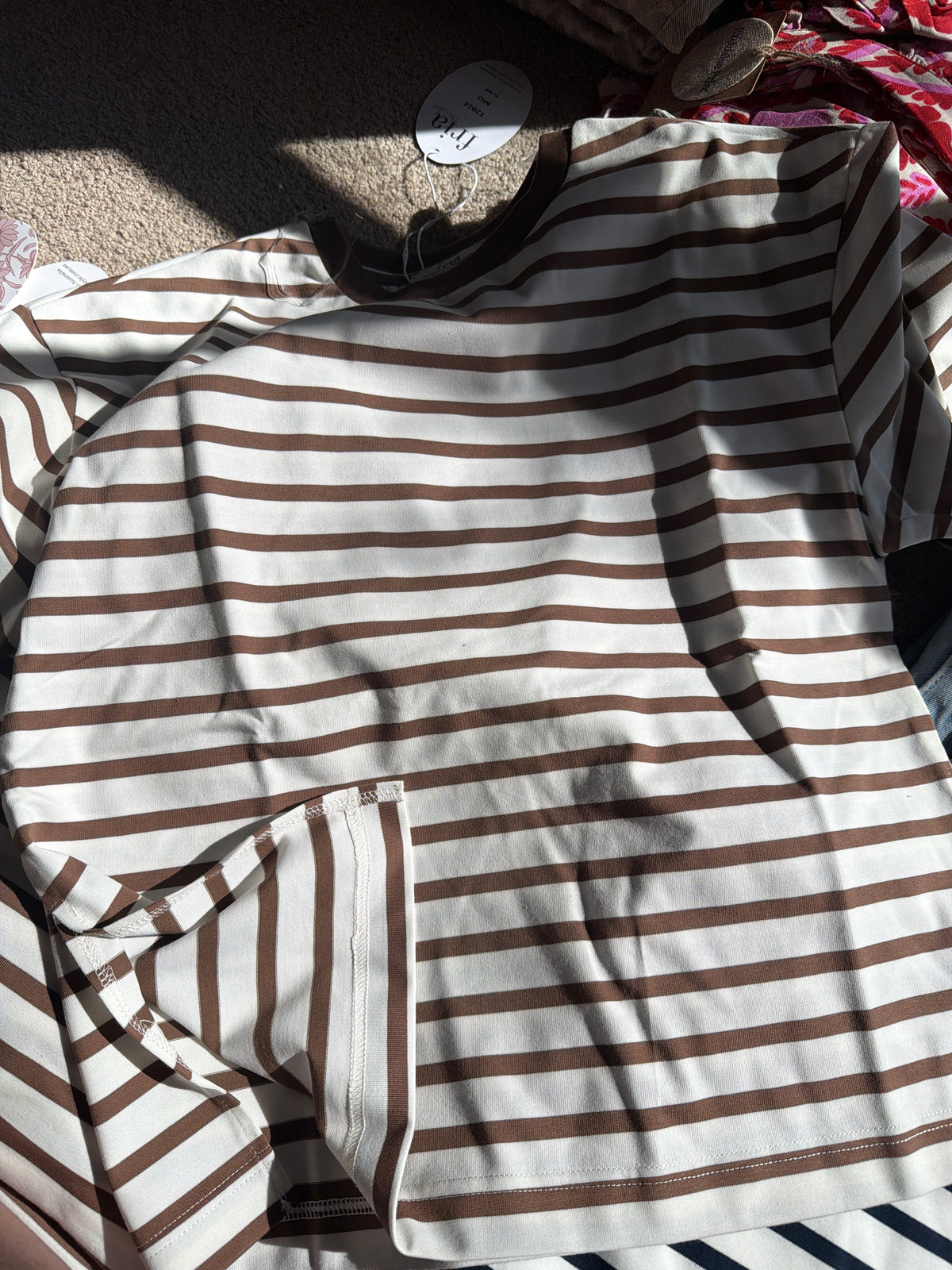 The Lennox Stripe Tee chocolate