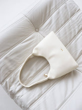 L&S Katie Shoulder Bag in White