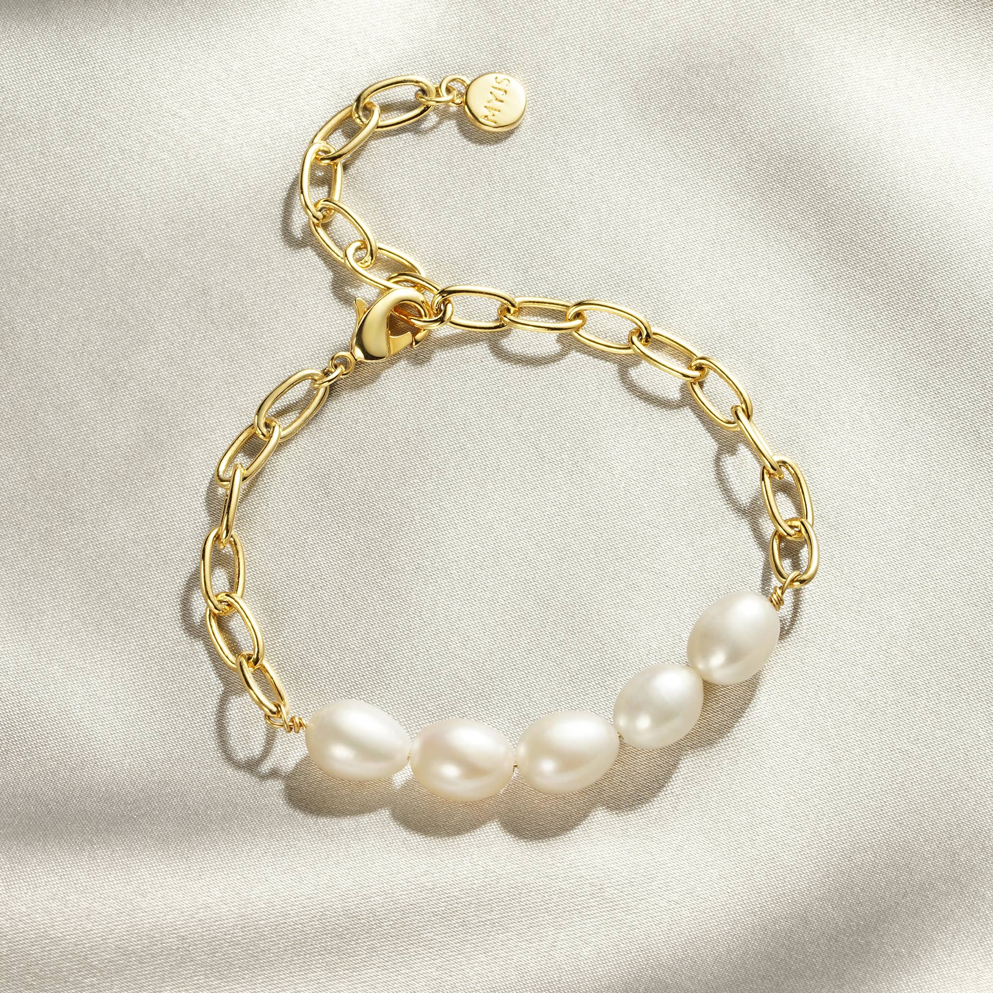 Bold Oval Freshwater Pearl Beaded Bracelet Gold Plated