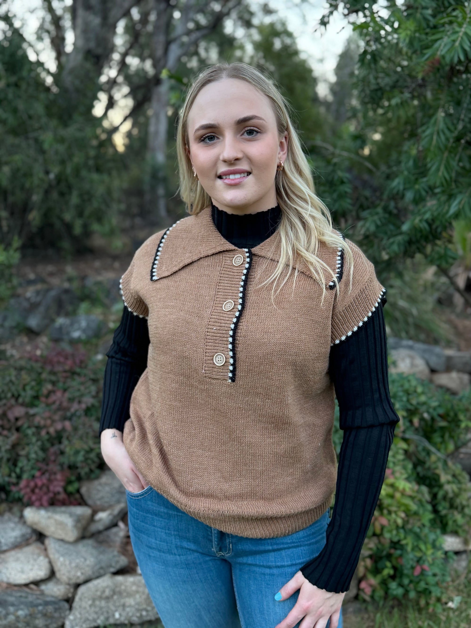 Pearl Trim Knit Vest- Tan