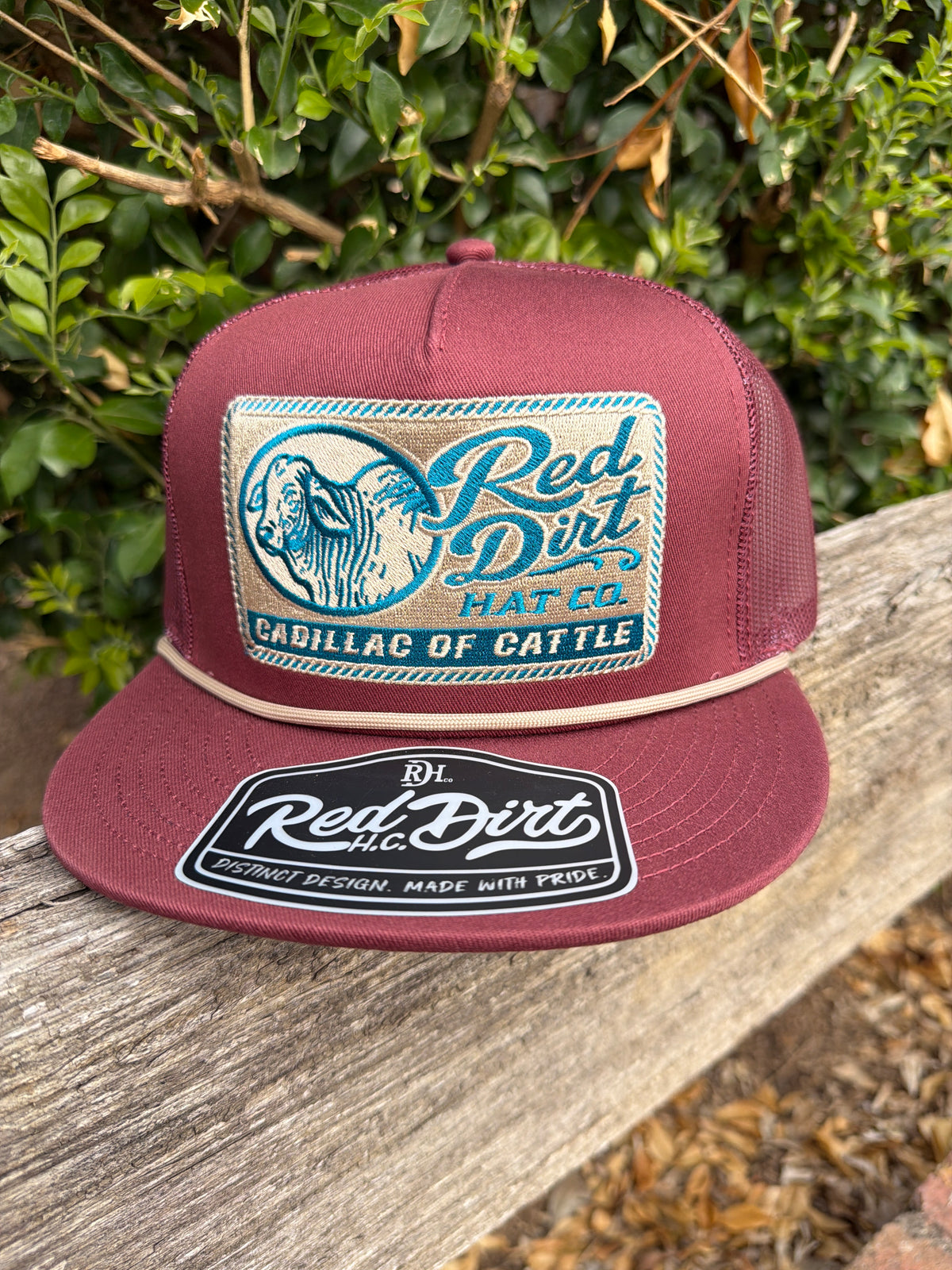 Red Dirt Cap eat the beef