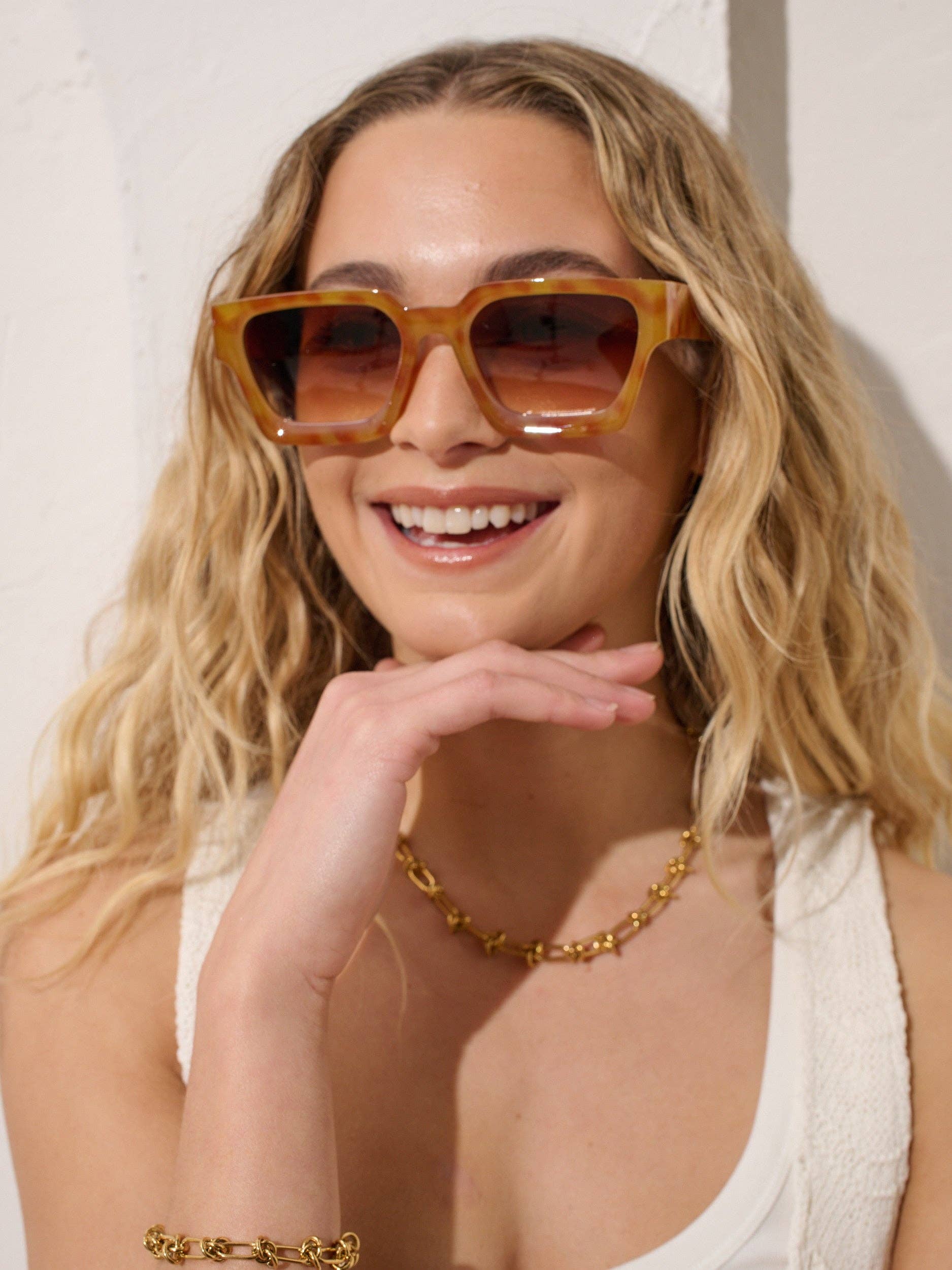 Jury Rectangular Sunglasses in Vintage Tort