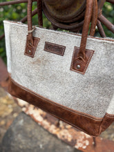 Vendywow Tote Bag - Women's