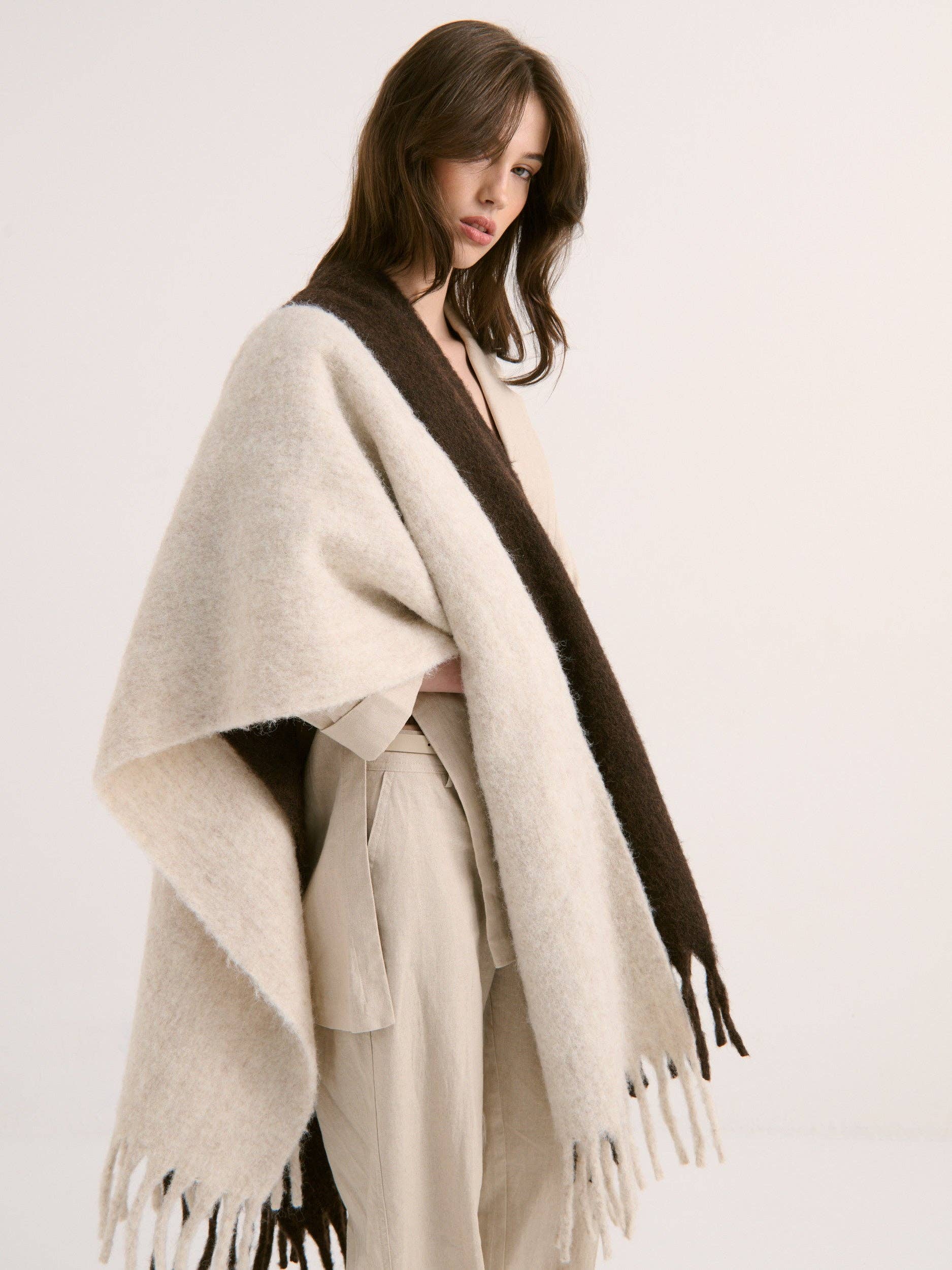 Hampton Oatmeal Fluffy Scarf
