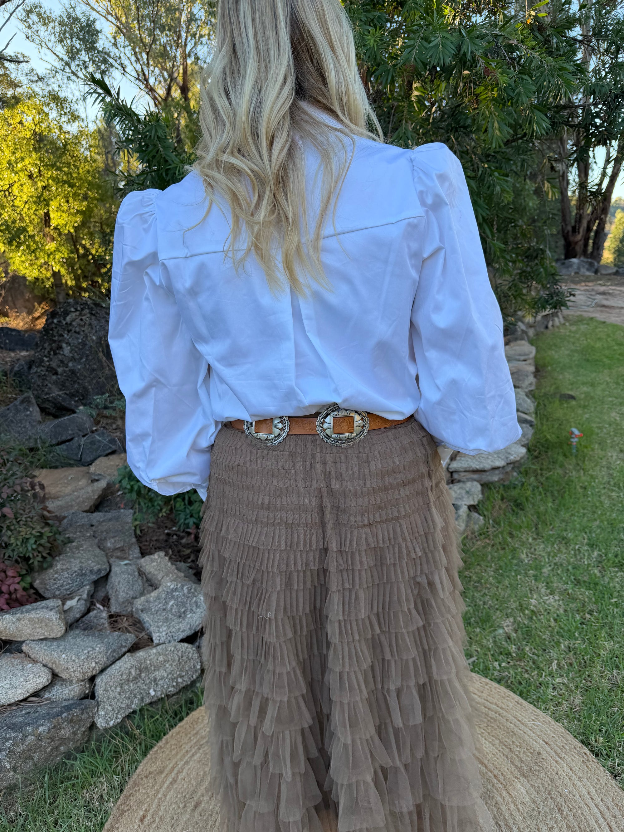 White top~ long sleeve
