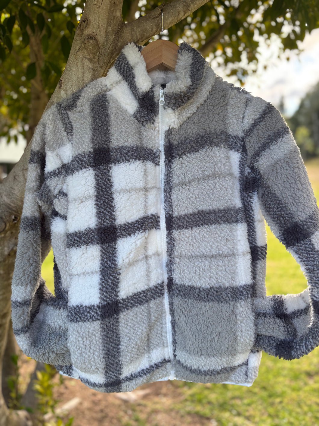 Lyn Check Teddy Fur Jacket - Grey