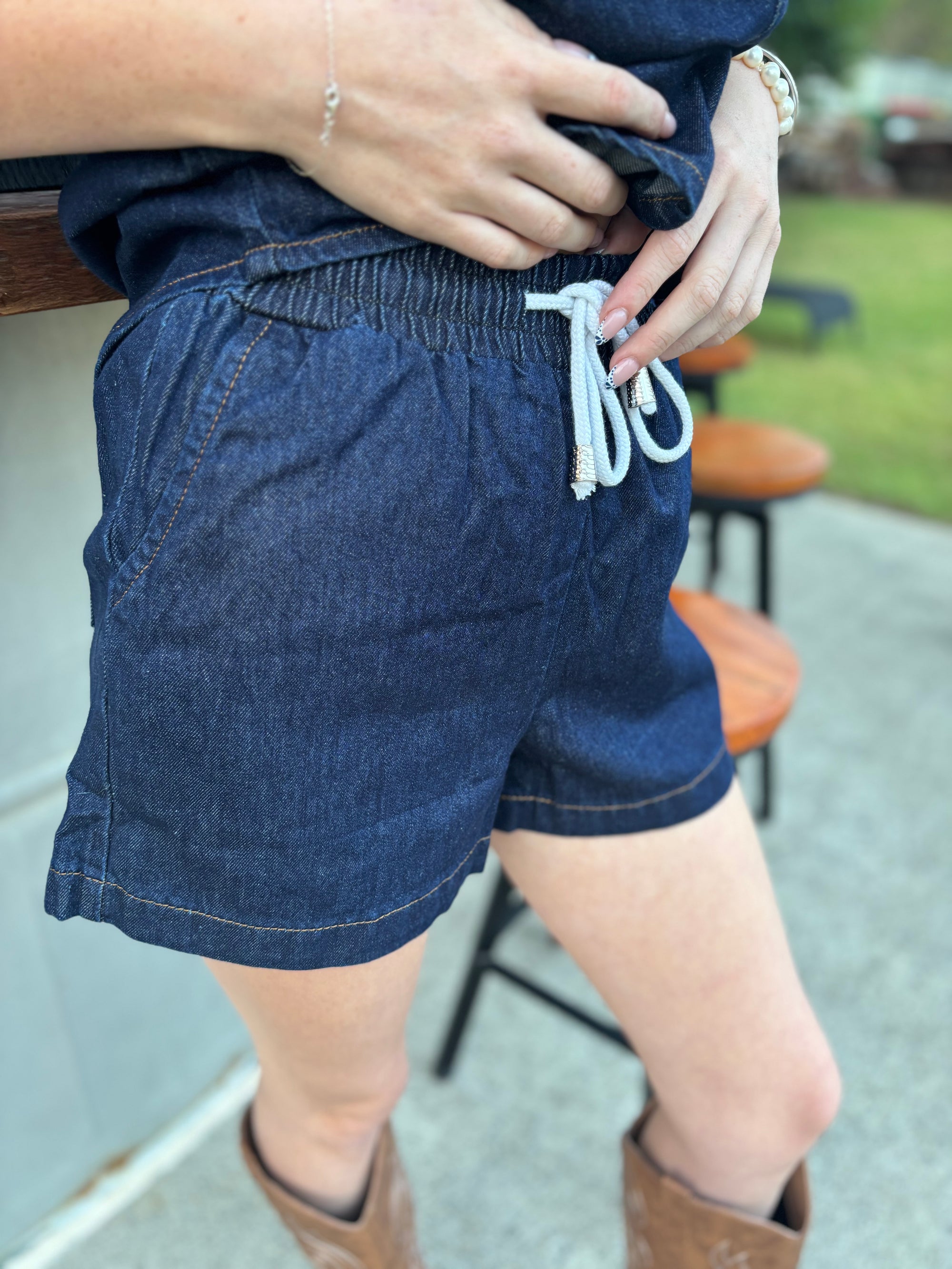 Denim Short - Elastic Waist - Dark