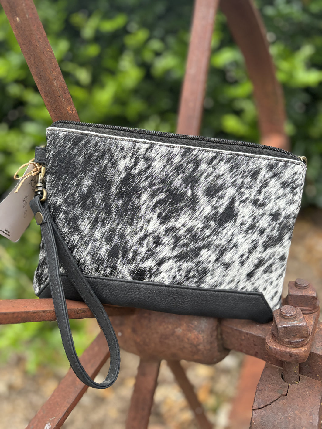 Cowhide - Detroit Clutch