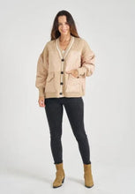 Carla Bomber-Cardi - Bone