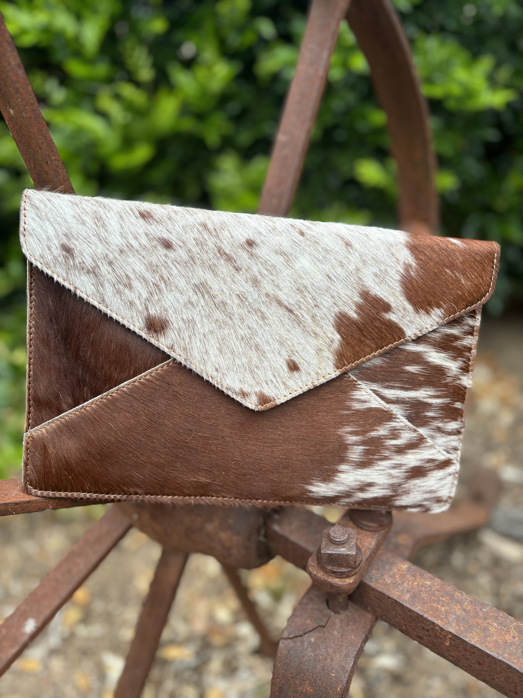 Envelope Cowhide Clutch – Graz (Env02)