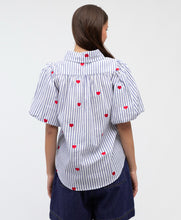 Queen of Hearts - Short Sleeve
