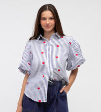 Queen of Hearts - Short Sleeve