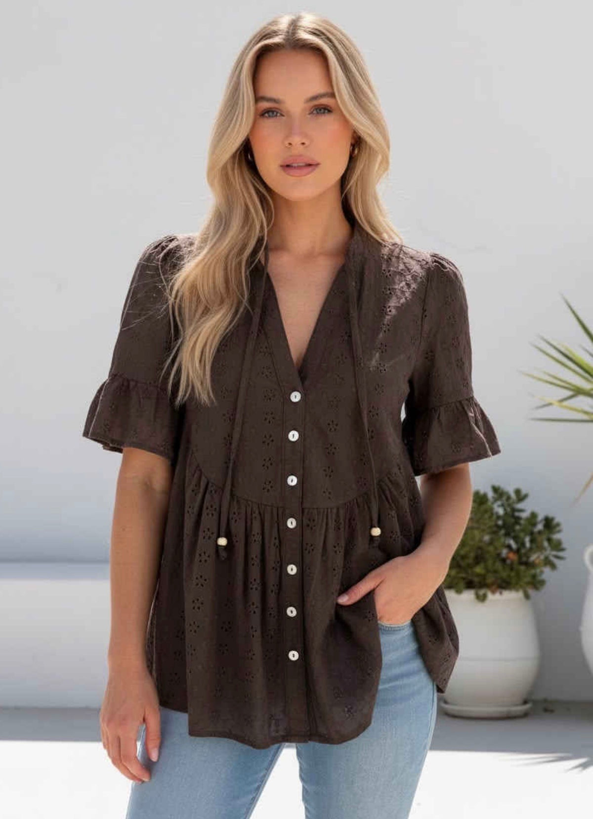 Rosella Broderie Top – Chocolate