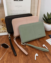 Arabella Travel Wallet ~ Sage