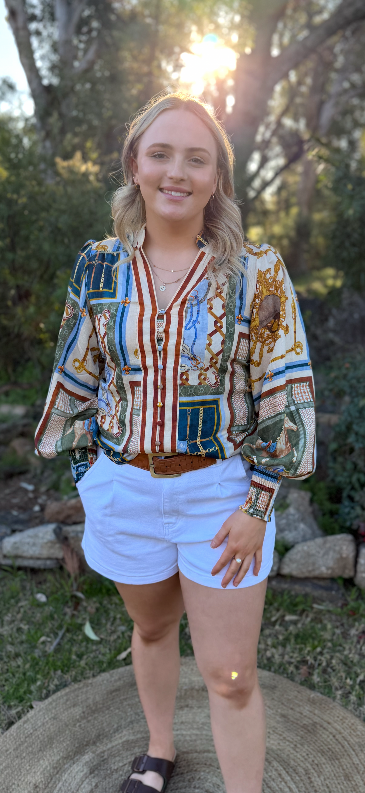 White denim short - Rose gold button