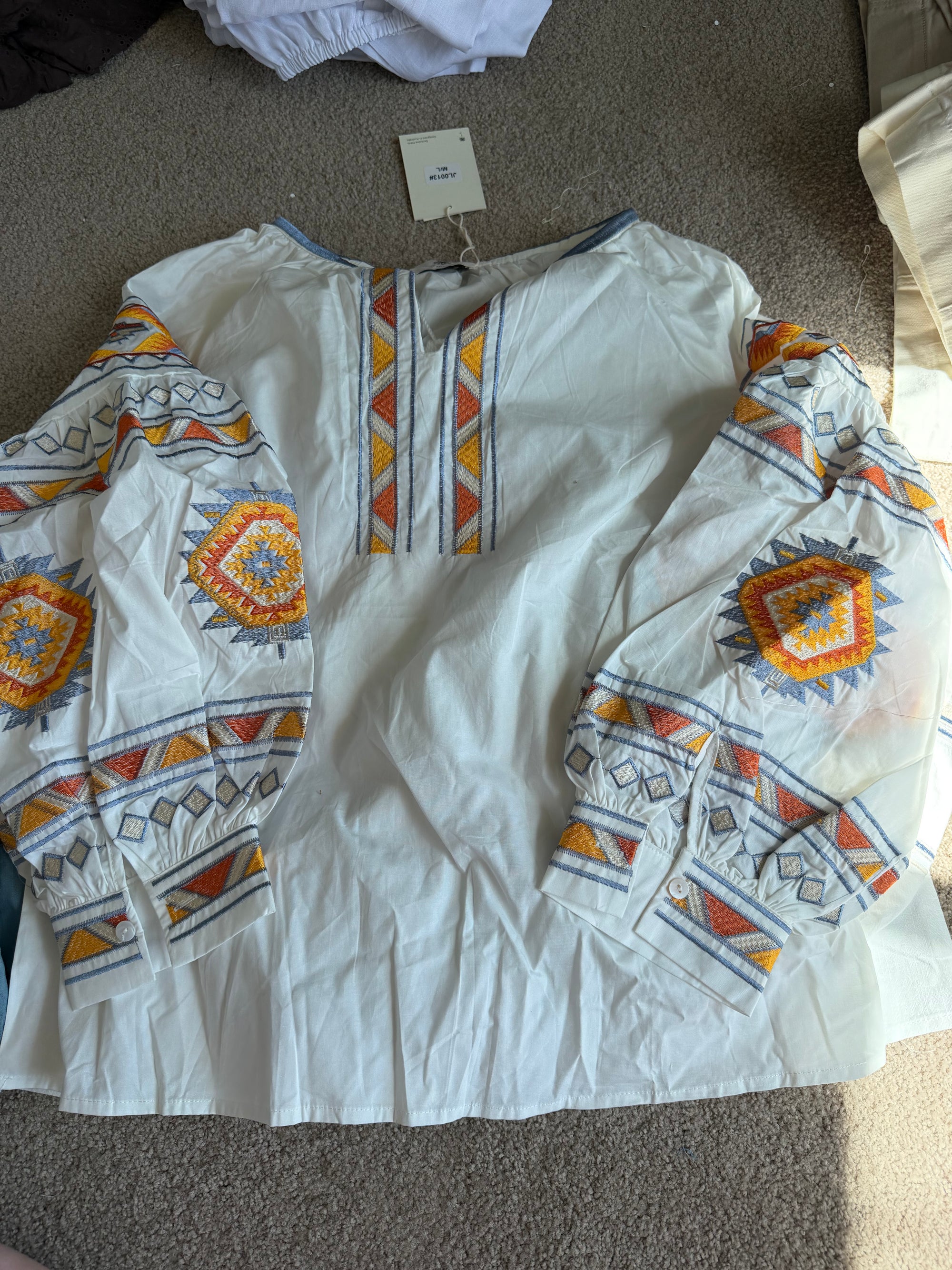 The Mesa Blouse White aztec