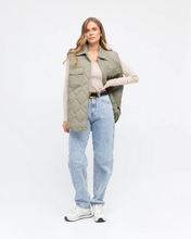 KHAKI QUILTED OVERSIZED VEST