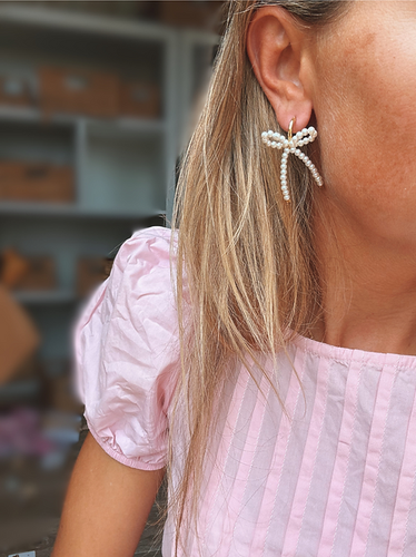Pearly Bow Dangle Earrings