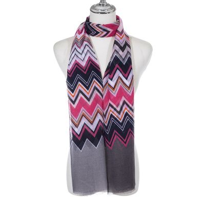 Scarf - Zig Zag Pattern - Grey