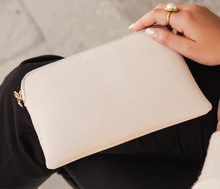 Poppy Clutch - Oat