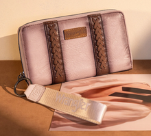 Wrangler Whipstitch Wallet/Wristlet - Pink