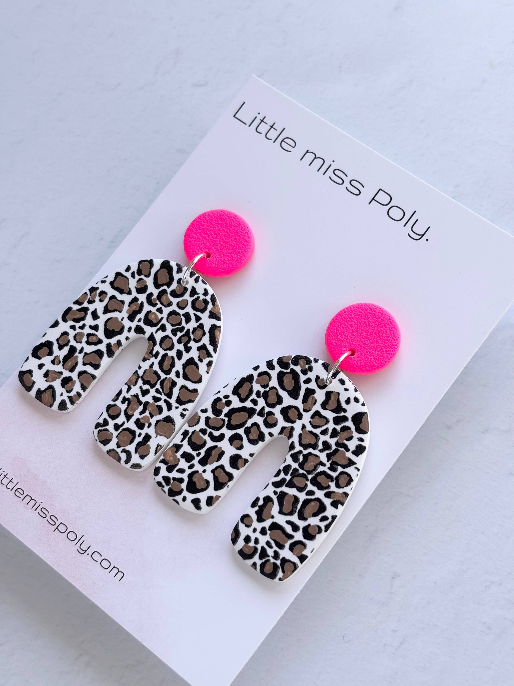 Hot Pink Leopard Dangle - Chubby Arch