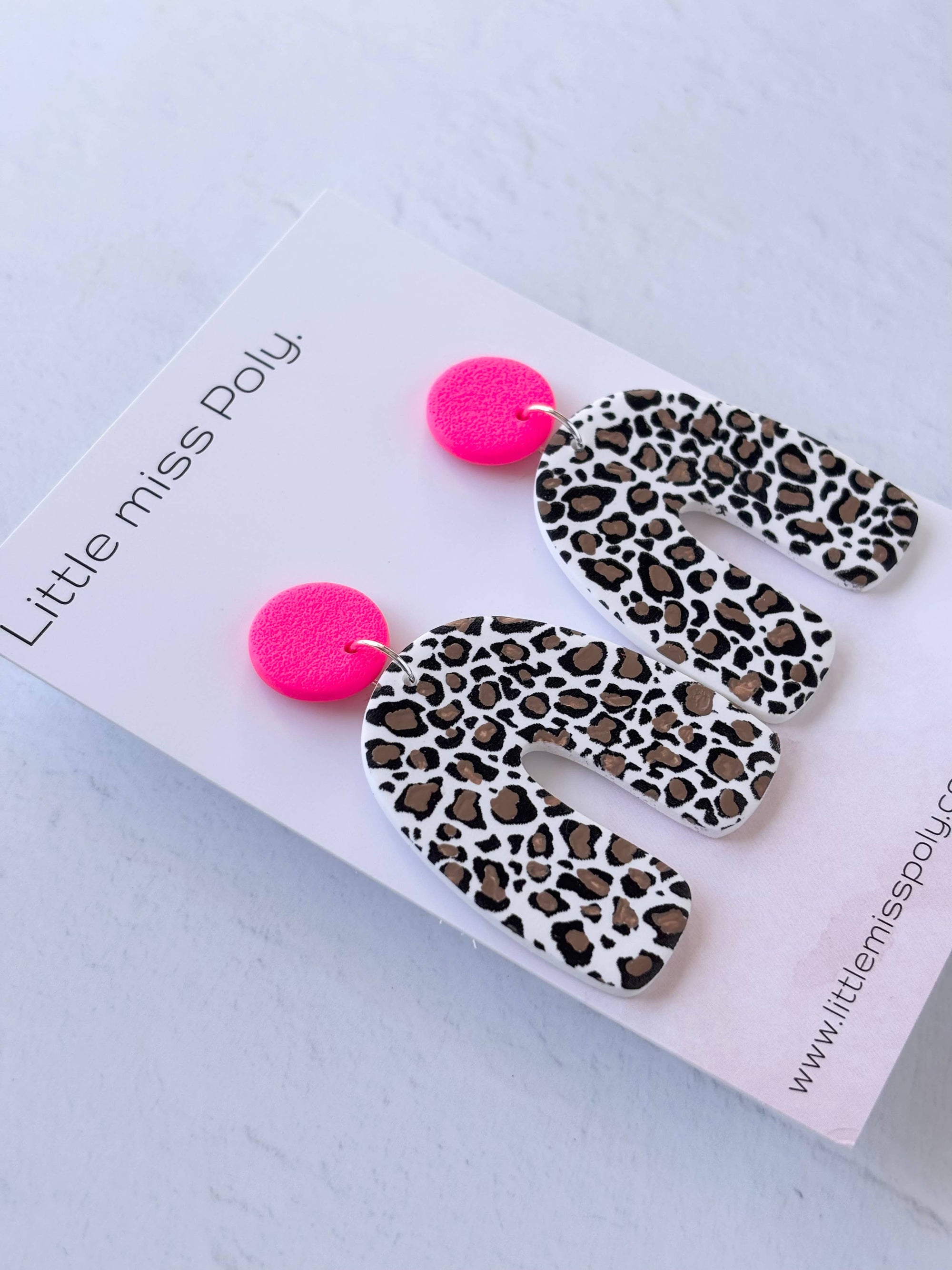 Hot Pink Leopard Dangle - Chubby Arch