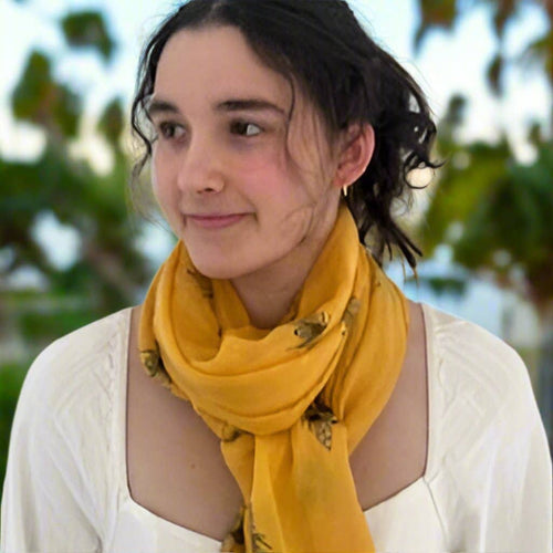 Bee Scarf Spring/Summer