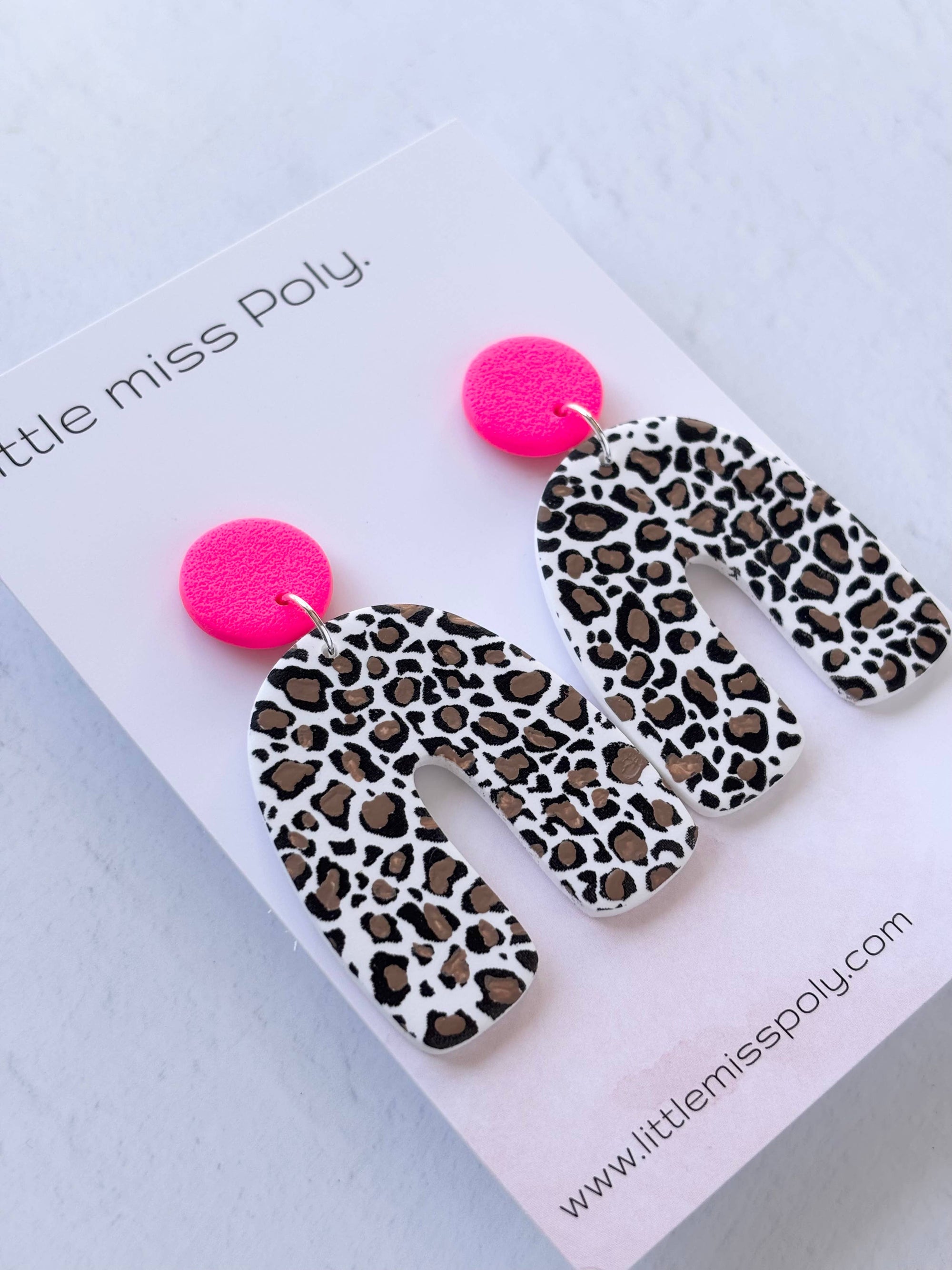 Hot Pink Leopard Dangle - Chubby Arch