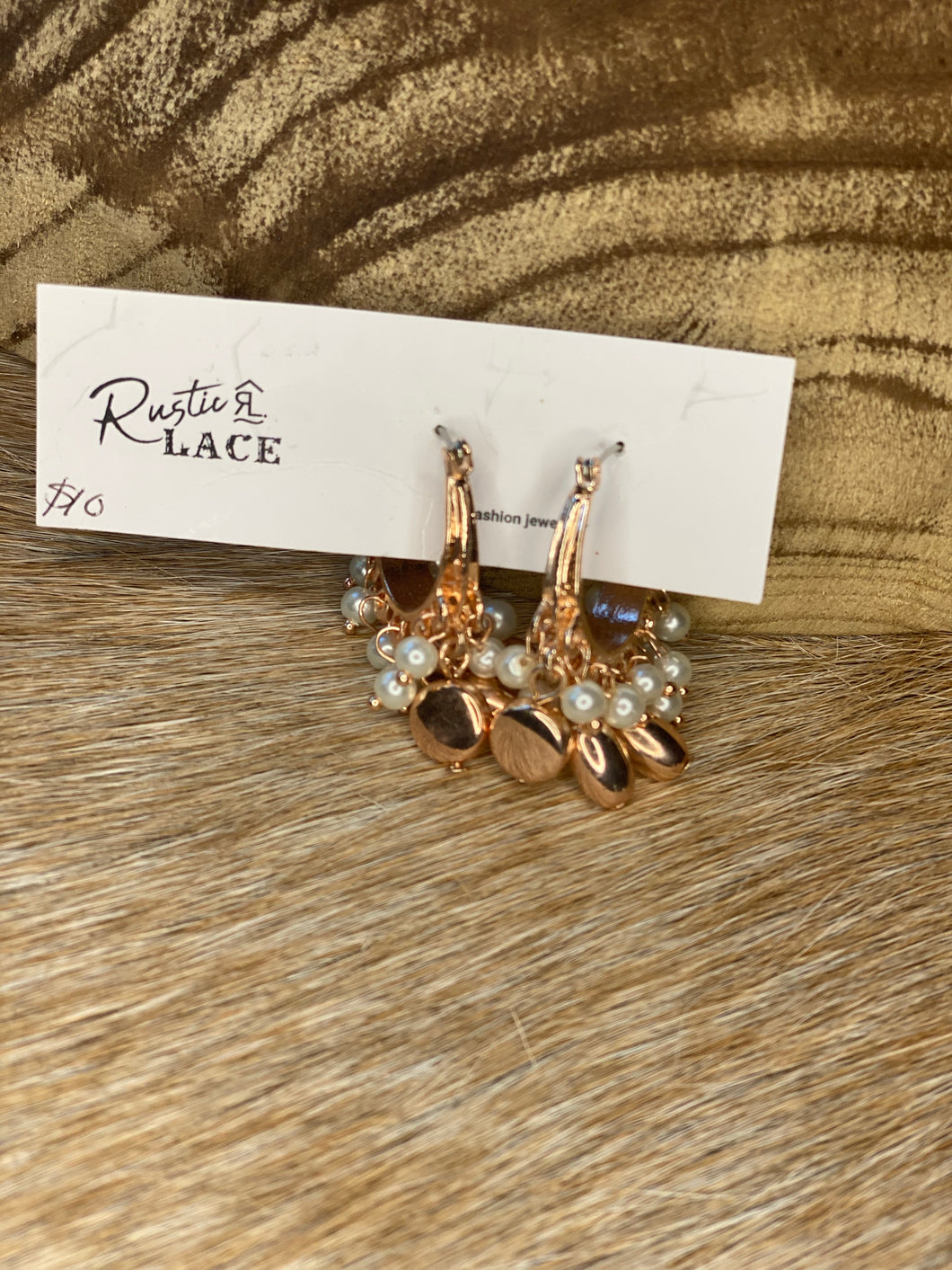 Rose gold and pearl earrings