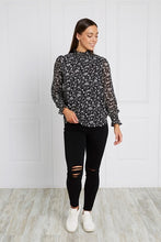 SHIRRED FLORAL BLOUSE