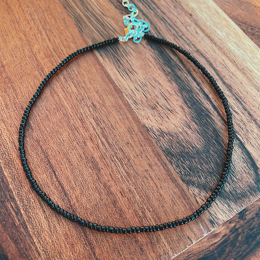 Treasure Chest Co - Choker- Black beads