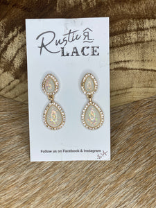 Earrings - Gold and Cream Drop